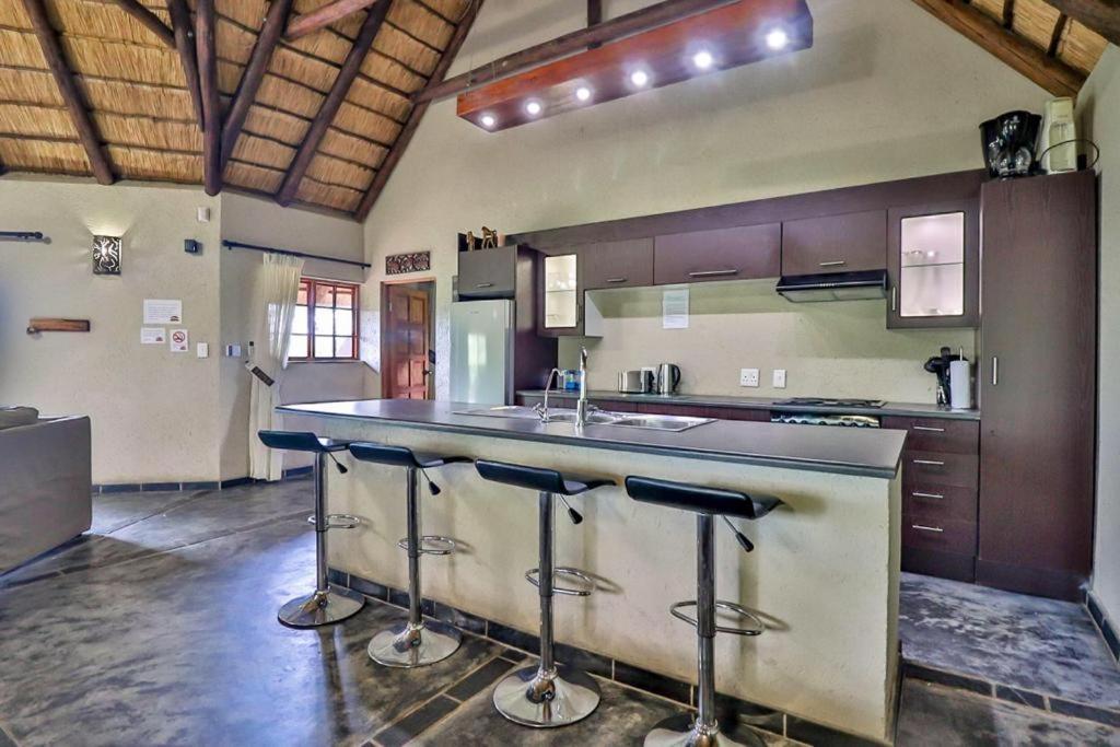 Luxury Kruger Escape Villa Marloth Park Exterior photo