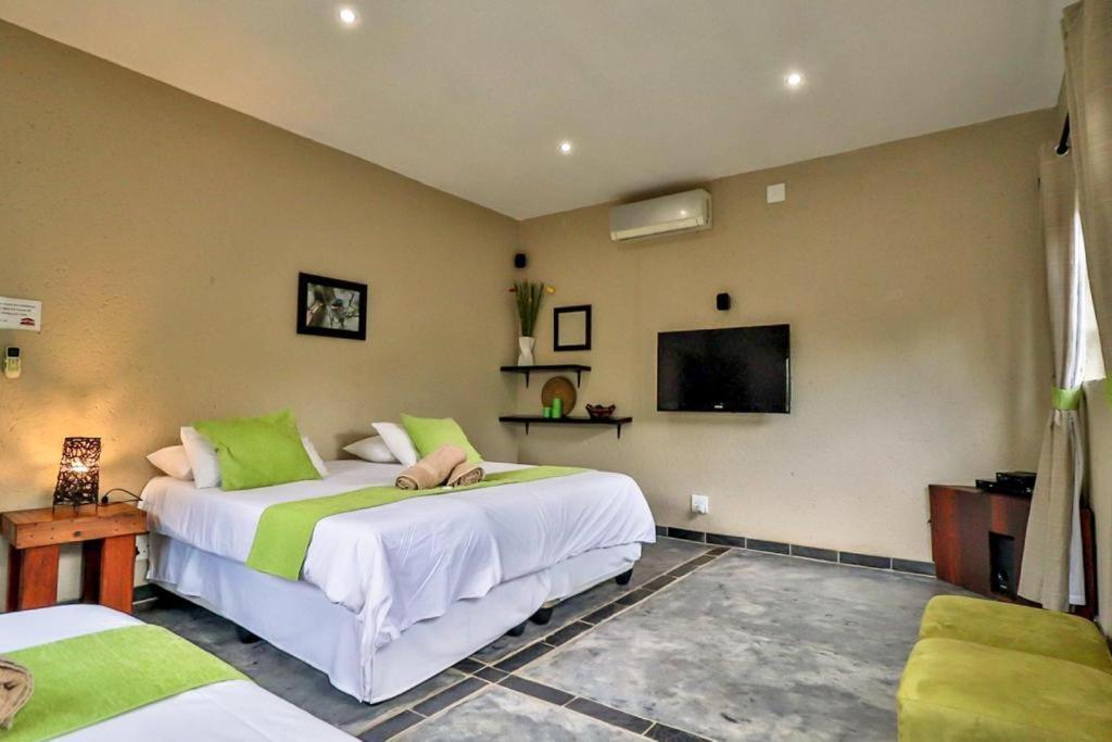 Luxury Kruger Escape Villa Marloth Park Exterior photo