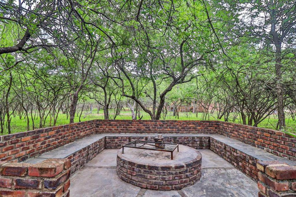 Luxury Kruger Escape Villa Marloth Park Exterior photo